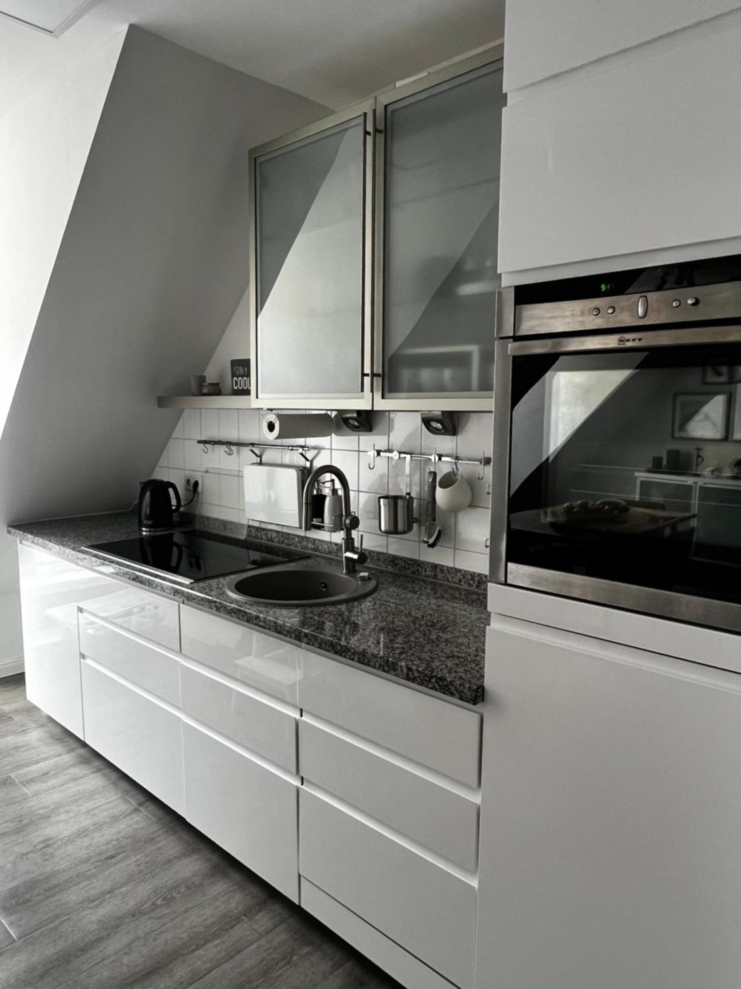 Moderne Galeriewohnung Mit Balkon Und Stellplatz Am Wenigemarkt エアフルト エクステリア 写真