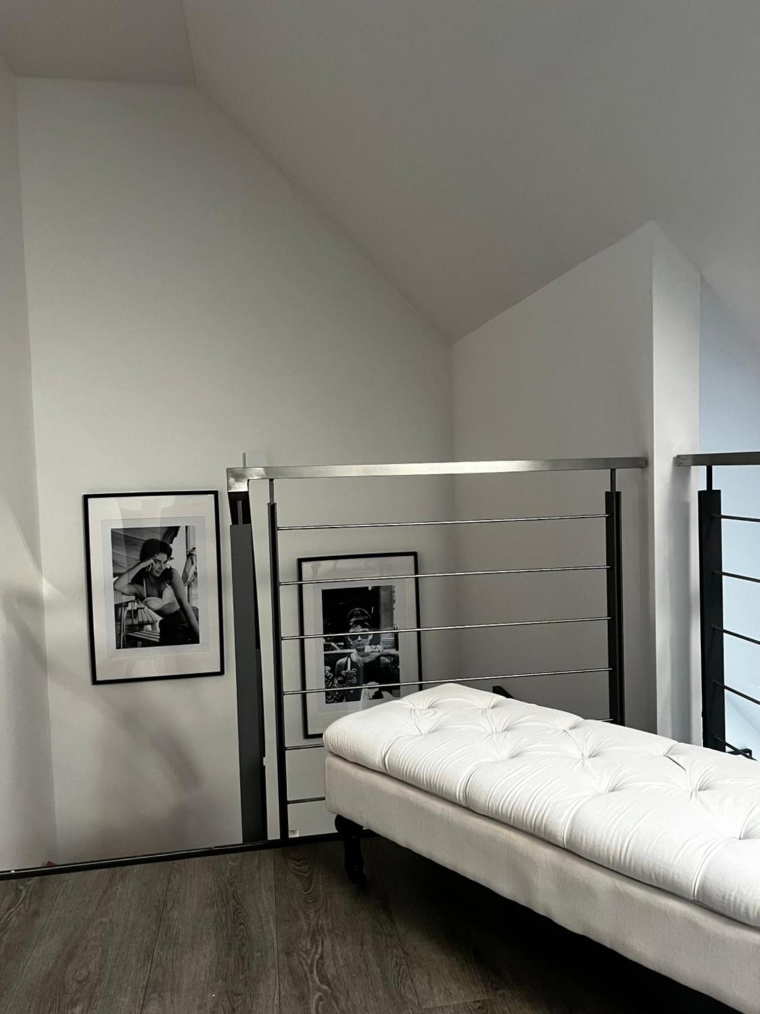 Moderne Galeriewohnung Mit Balkon Und Stellplatz Am Wenigemarkt エアフルト エクステリア 写真