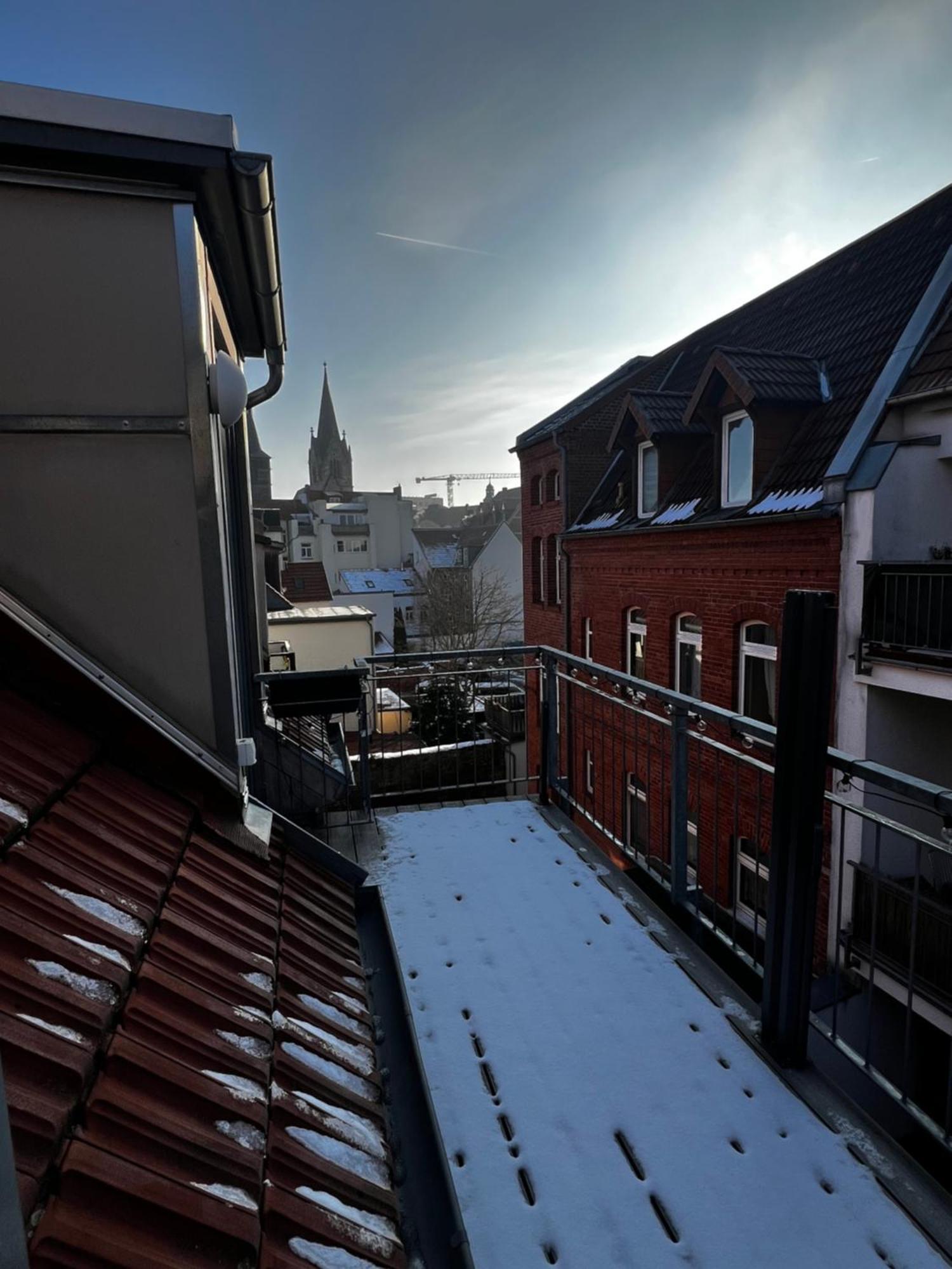 Moderne Galeriewohnung Mit Balkon Und Stellplatz Am Wenigemarkt エアフルト エクステリア 写真
